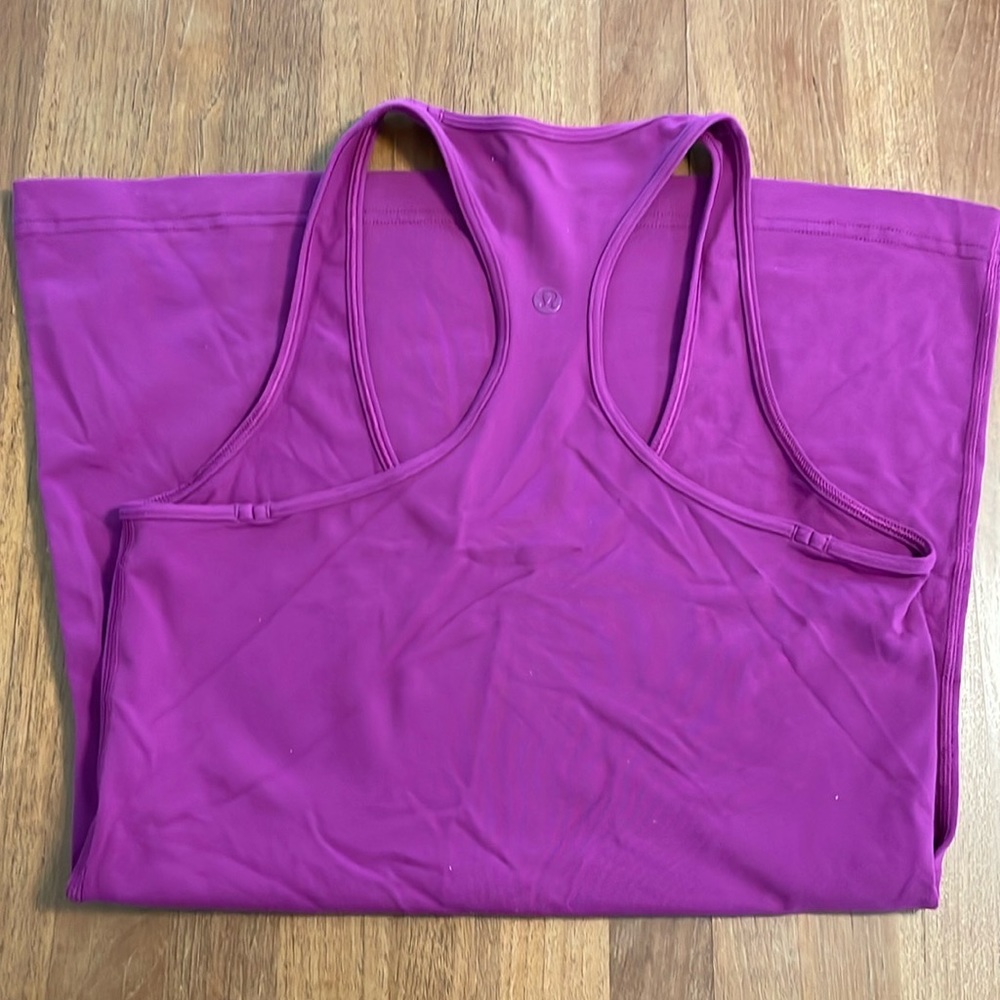 Lululemon tank size 6 magenta